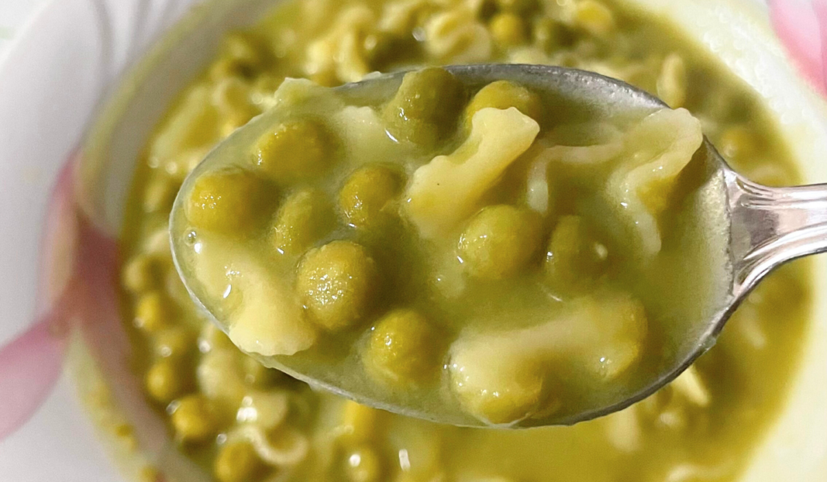 Pastina cremosa ai piselli