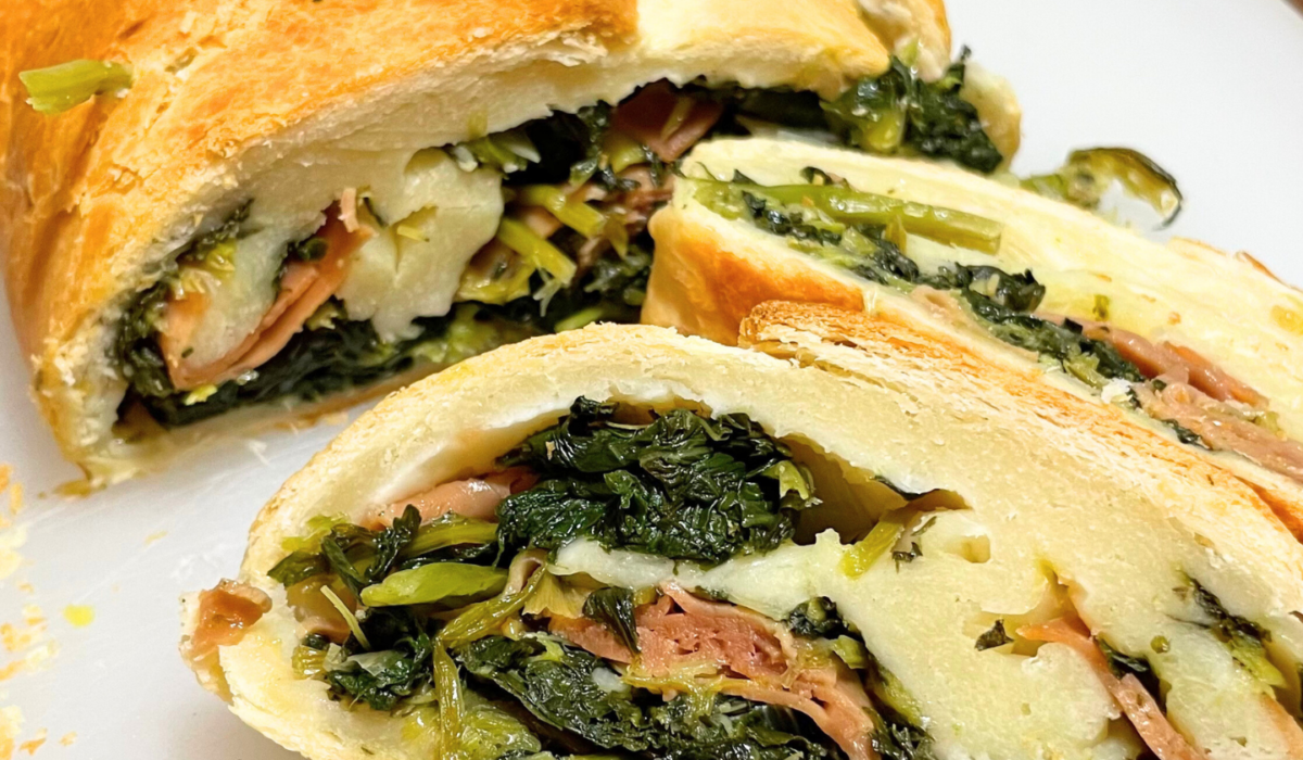 Rotolo con speck vegano e friarielli