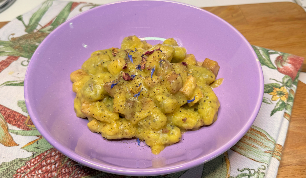 Gnocchi alla carbonara vegana
