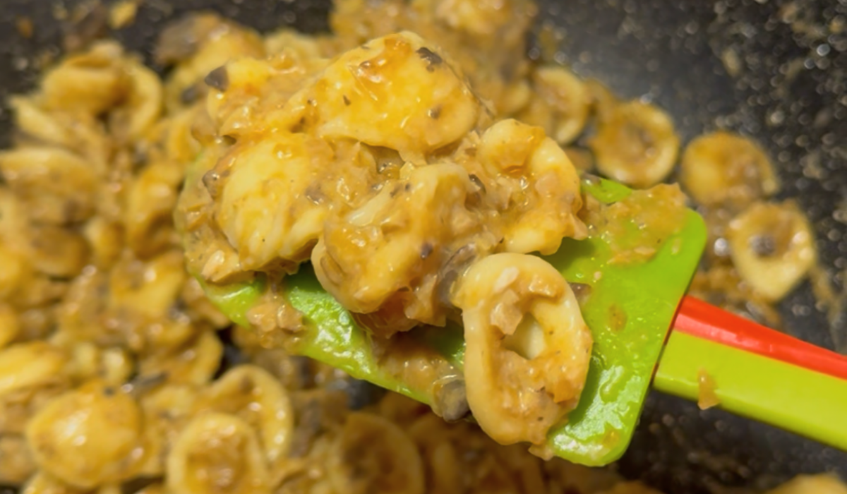 Ragù bianco di lupini e funghi